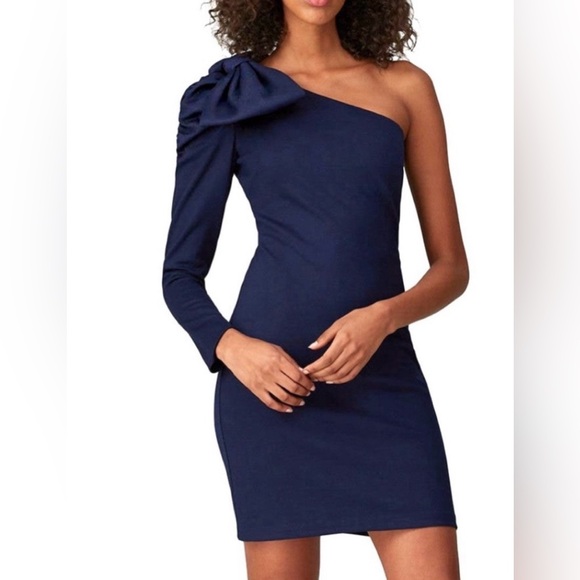 Amanda Uprichard Dresses & Skirts - Amanda Uprichard One Shoulder Bow Dress